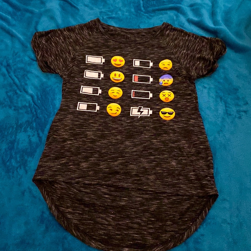 Emoji/battery t-shirt
